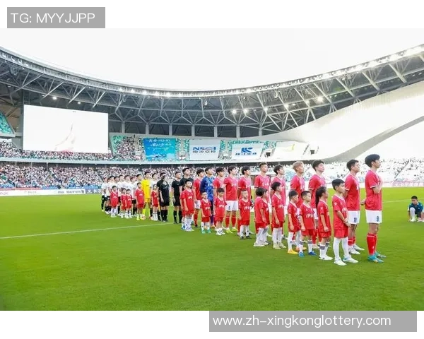 足球文化的魅力与传承探讨:从草根到职业的多元发展之路 足球文化的魅力与传承探讨:从草根到职业的多元发展之路